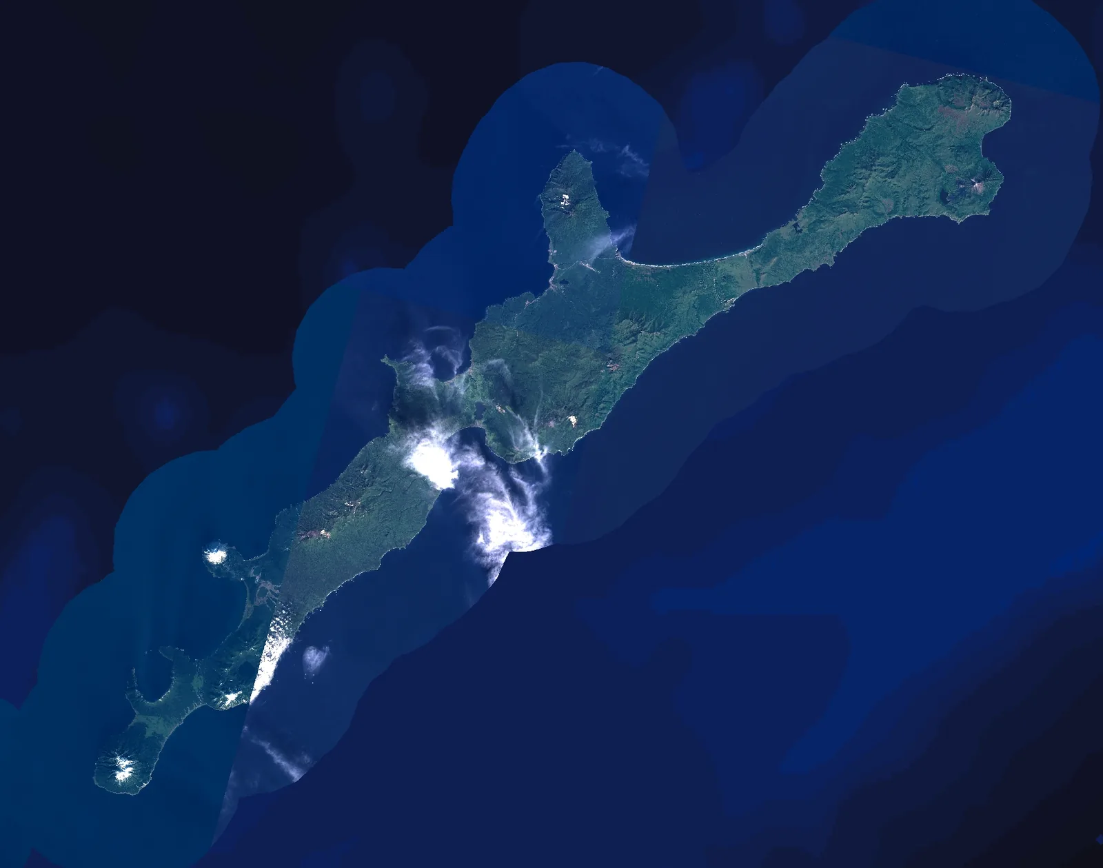 択捉島の衛星画像