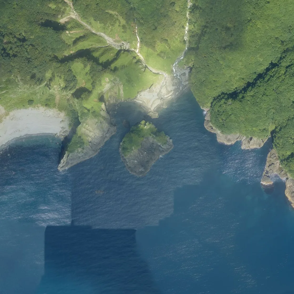 船隠島の航空写真
