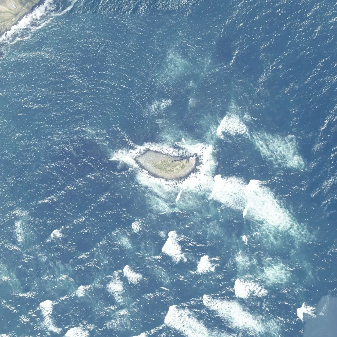 カブ島の航空写真