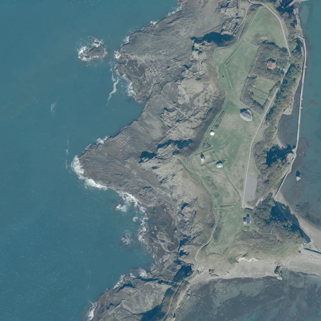 鴎島の航空写真