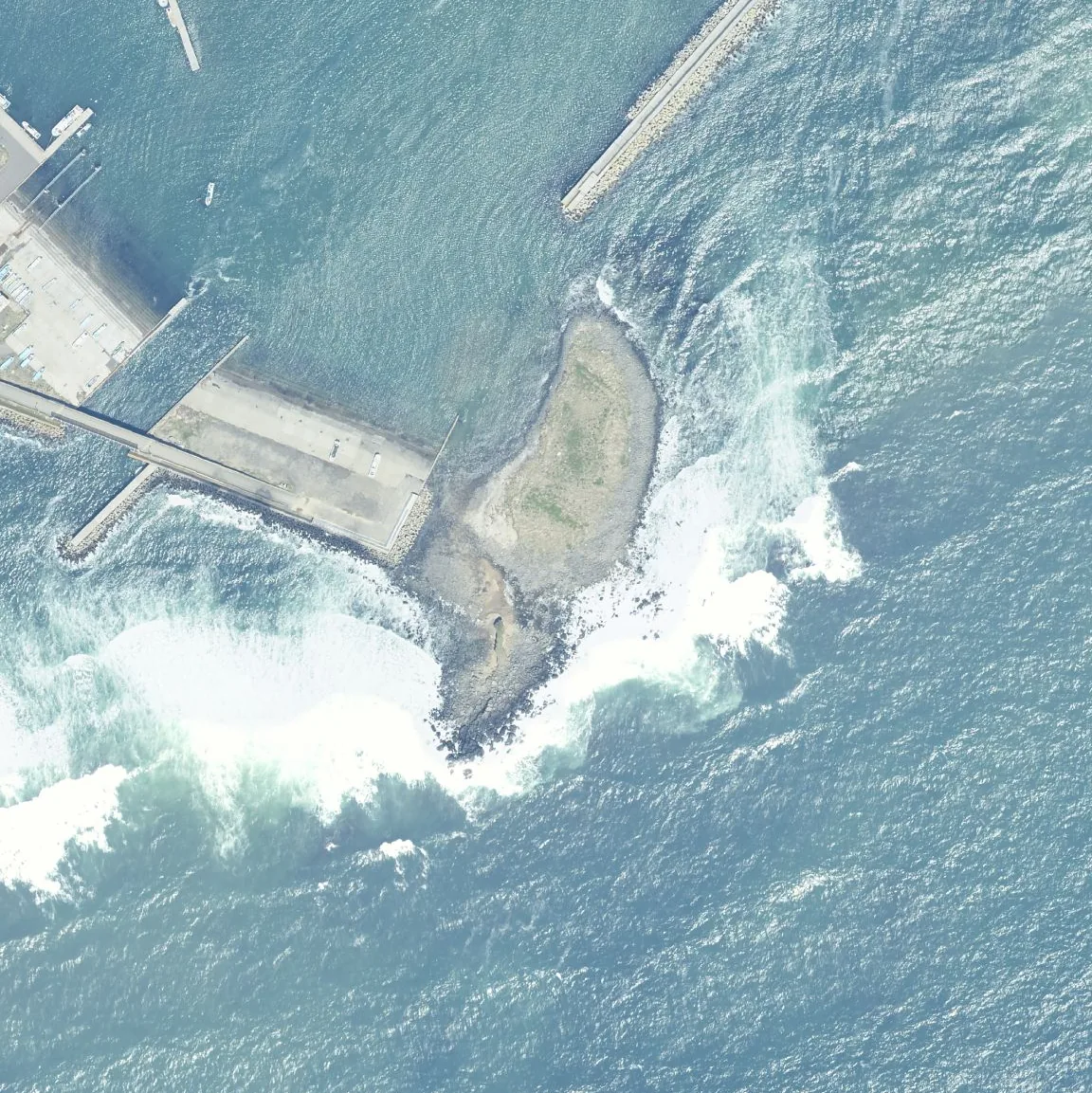 ポンコタン島の航空写真