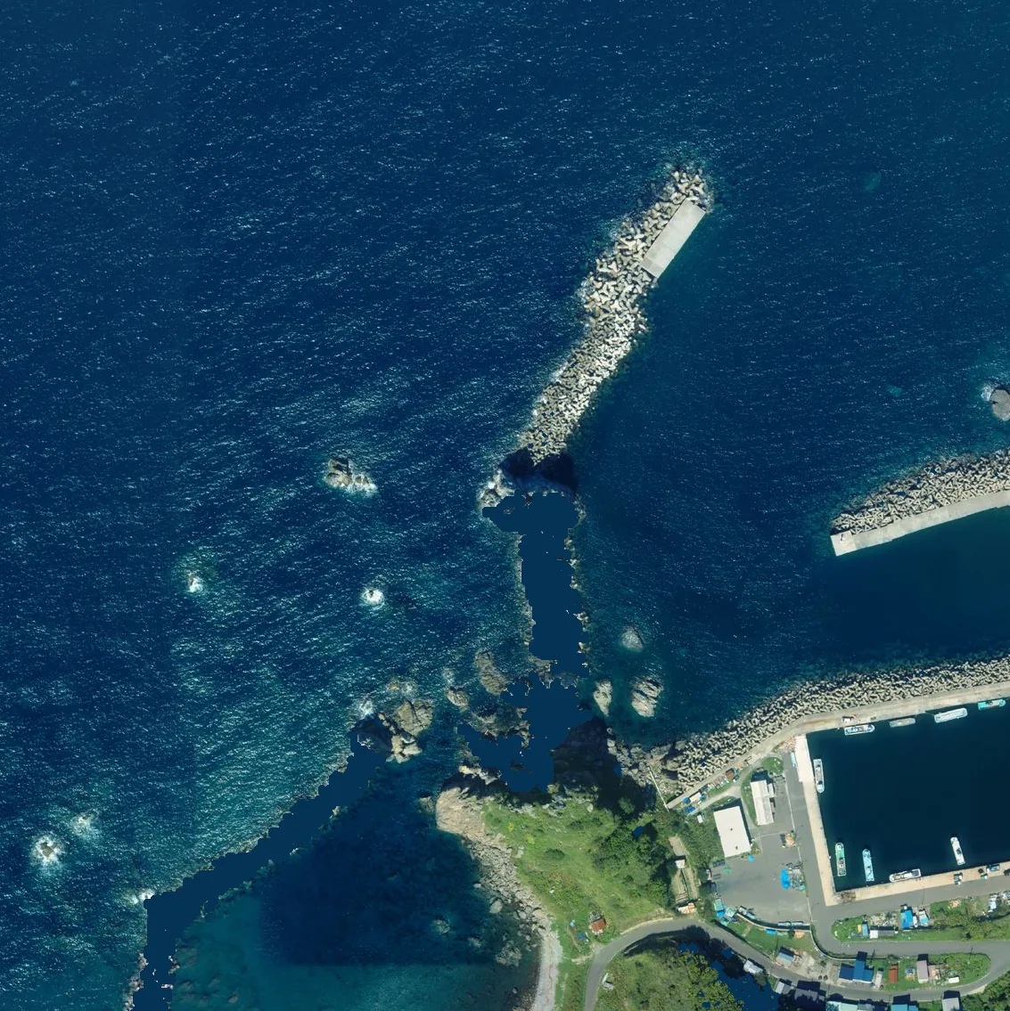 立岩の航空写真